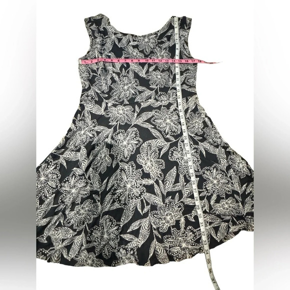 EUC Loft skater dress floral wedding guest black white Large - Picture 3 of 5